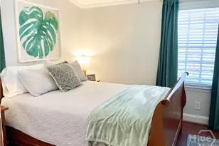 215 W Taylor St, Savannah, GA 31401 - Photo 5