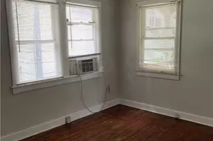 1212 E 32nd St, Savannah, GA 31404 - Photo 3