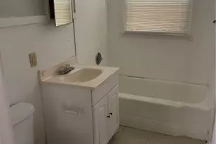 1212 E 32nd St, Savannah, GA 31404 - Photo 13
