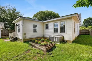 2124 E 39th St, Savannah, GA 31404 - Photo 23