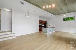 536 Selma St, Savannah, GA 31401 - Photo 9