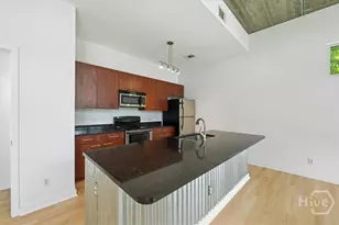 536 Selma St, Savannah, GA 31401 - Photo 11