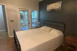 3027 Whitemarsh Way, Savannah, GA 31410 - Photo 15