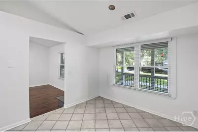 18 E White Hawthorne Drive, Savannah, GA 31419 - Photo 13