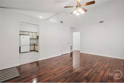 18 E White Hawthorne Drive, Savannah, GA 31419 - Photo 9