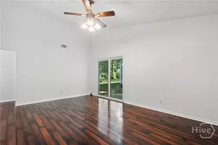 18 E White Hawthorne Dr, Savannah, GA 31419 - Photo 5