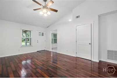 18 E White Hawthorne Drive, Savannah, GA 31419 - Photo 9