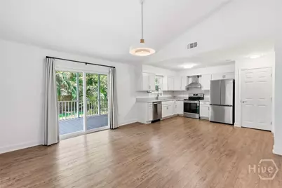 911 Juanita Street, Savannah, GA 31410 - Photo 13