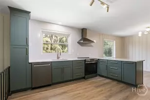 1462 Marlborough Way, Savannah, GA 31406 - Photo 11