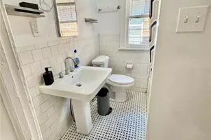 921 W 46th St, Savannah, GA 31415 - Photo 7
