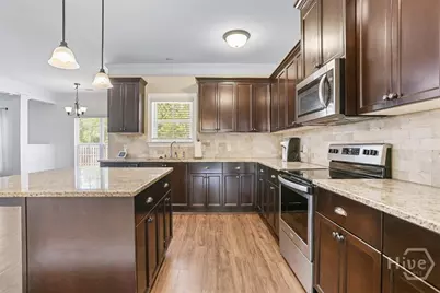 106 Laguna Way, Savannah, GA 31405 - Photo 9
