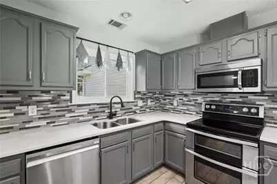476 Roebling Road, Bloomingdale, GA 31302 - Photo 11