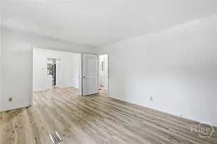 2326 Lorraine Dr, Savannah, GA 31404 - Photo 5