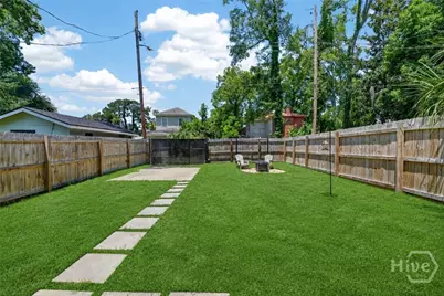 706 W 44th Street, Savannah, GA 31405 - Photo 35
