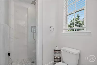706 W 44th Street, Savannah, GA 31405 - Photo 23