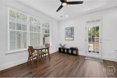 706 W 44th Street, Savannah, GA 31405 - Photo 9