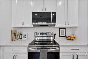 706 W 44th St, Savannah, GA 31405 - Photo 15