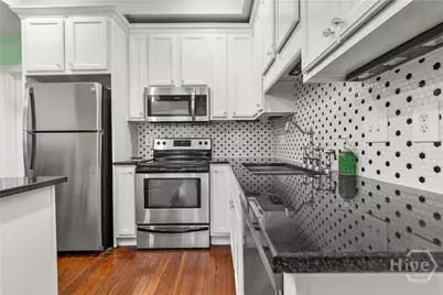 521 E Broad Street #2, Savannah, GA 31401 - Photo 11