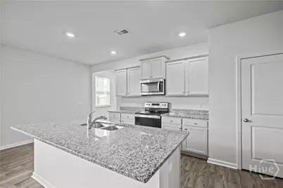 72 Knotty Court, Richmond Hill, GA 31324 - Photo 11