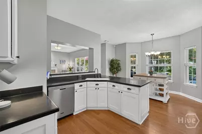 315 Gloucester Road, Savannah, GA 31410 - Photo 13