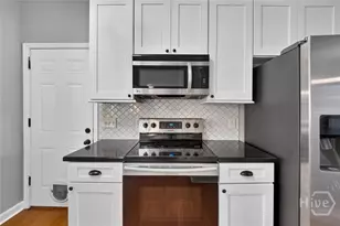 315 Gloucester Rd, Savannah, GA 31410 - Photo 15