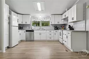 124 Edgewater Dr, Bloomingdale, GA 31302 - Photo 9