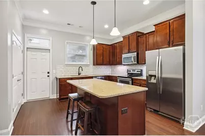 1701 Lincoln Street, Savannah, GA 31401 - Photo 9