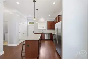 1701 Lincoln St, Savannah, GA 31401 - Photo 11