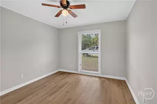 210 W General Stewart Wy, Hinesville, GA 31313 - Photo 35