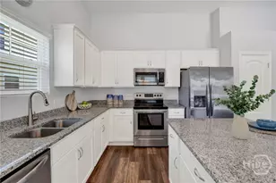 12 Cadre Cir, Savannah, GA 31419 - Photo 5