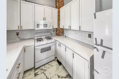 413 E 36th Street, Savannah, GA 31401 - Photo 9