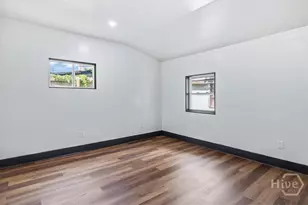 604 W 40th St, Savannah, GA 31415 - Photo 23