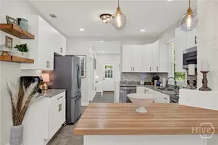 809 E Bolton St, Savannah, GA 31401 - Photo 21