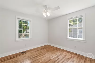 2324 E 40th Street, Savannah, GA 31404 - Photo 19