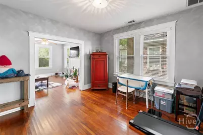 220 E 53rd Street, Savannah, GA 31405 - Photo 11
