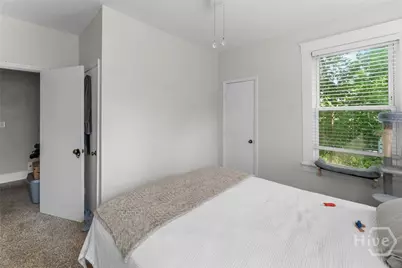 220 E 53rd Street, Savannah, GA 31405 - Photo 17