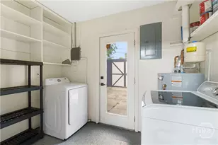 17 Regent Dr, Savannah, GA 31406 - Photo 35