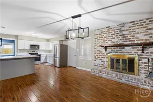 17 Regent Dr, Savannah, GA 31406 - Photo 7