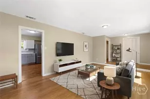 17 Regent Dr, Savannah, GA 31406 - Photo 3