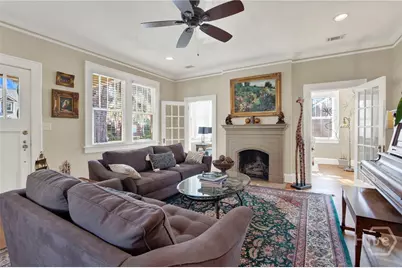 717 E 46th Street, Savannah, GA 31405 - Photo 9