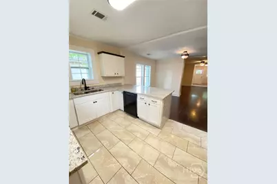 615 Orchard Street, Savannah, GA 31405 - Photo 11