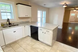 615 Orchard St, Savannah, GA 31405 - Photo 11