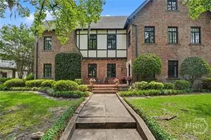 27 E 49th St, Savannah, GA 31405 - Photo 3