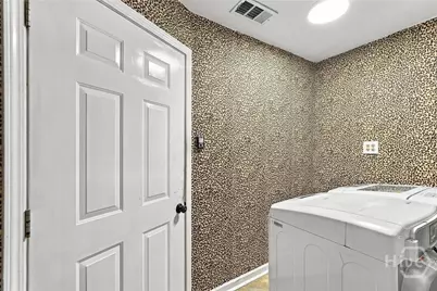 10 Hanging Moss Road, Savannah, GA 31410 - Photo 25