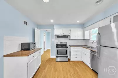 406 Briarcliff Circle, Savannah, GA 31419 - Photo 7