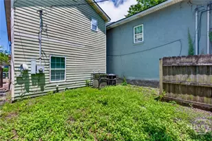 1127 E Bolton St, Savannah, GA 31404 - Photo 33