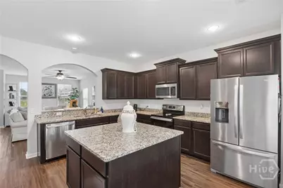 2934 Castleoak Drive, Richmond Hill, GA 31324 - Photo 9