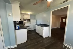 1010 Carroll St, Savannah, GA 31415 - Photo 7