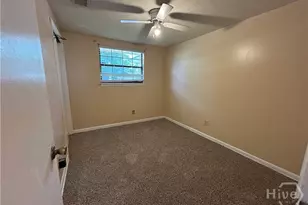 1010 Carroll St, Savannah, GA 31415 - Photo 9