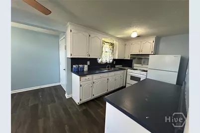 1010 Carroll Street, Savannah, GA 31415 - Photo 5